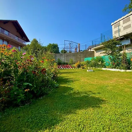 Family Flower House Sarajevo Exterior photo