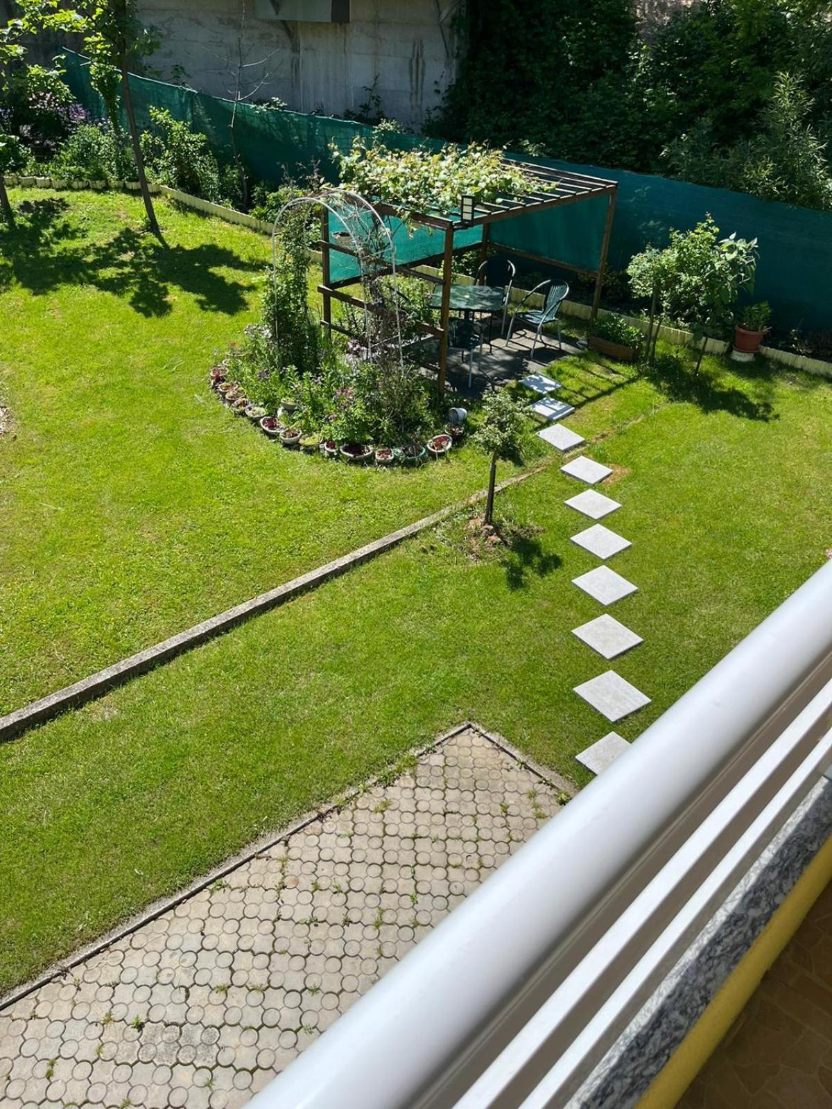 Počitniška hiša Family Flower House